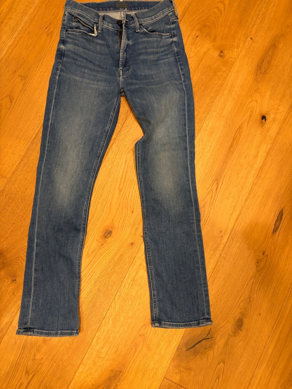 MOTHER women's Slim Straight Jeans in Medium Blue Wash